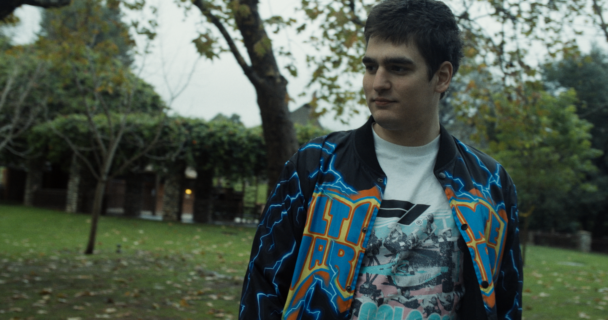 Vincent Bongiovanni as Chris